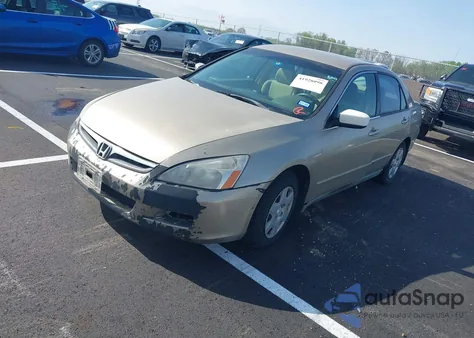 2006 Honda Accord 2.4 Lx из США, поврежденный, VIN 1HGCM56466A006236